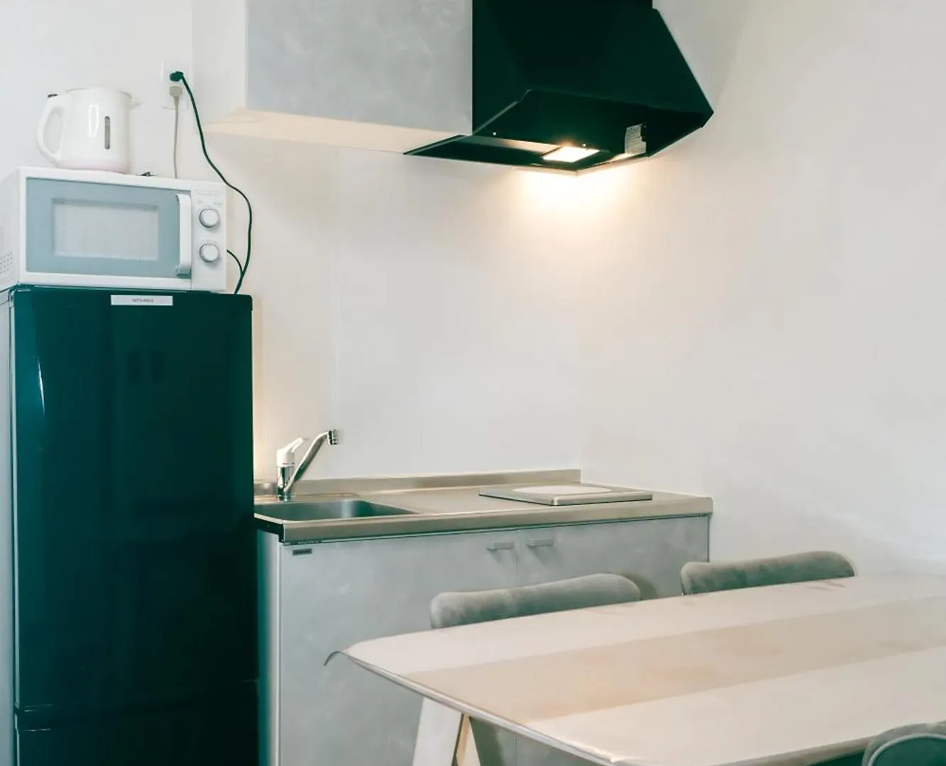 Hiyamagu Namba: Cozy 3-Room Stay Near Kuromon Market Osaka