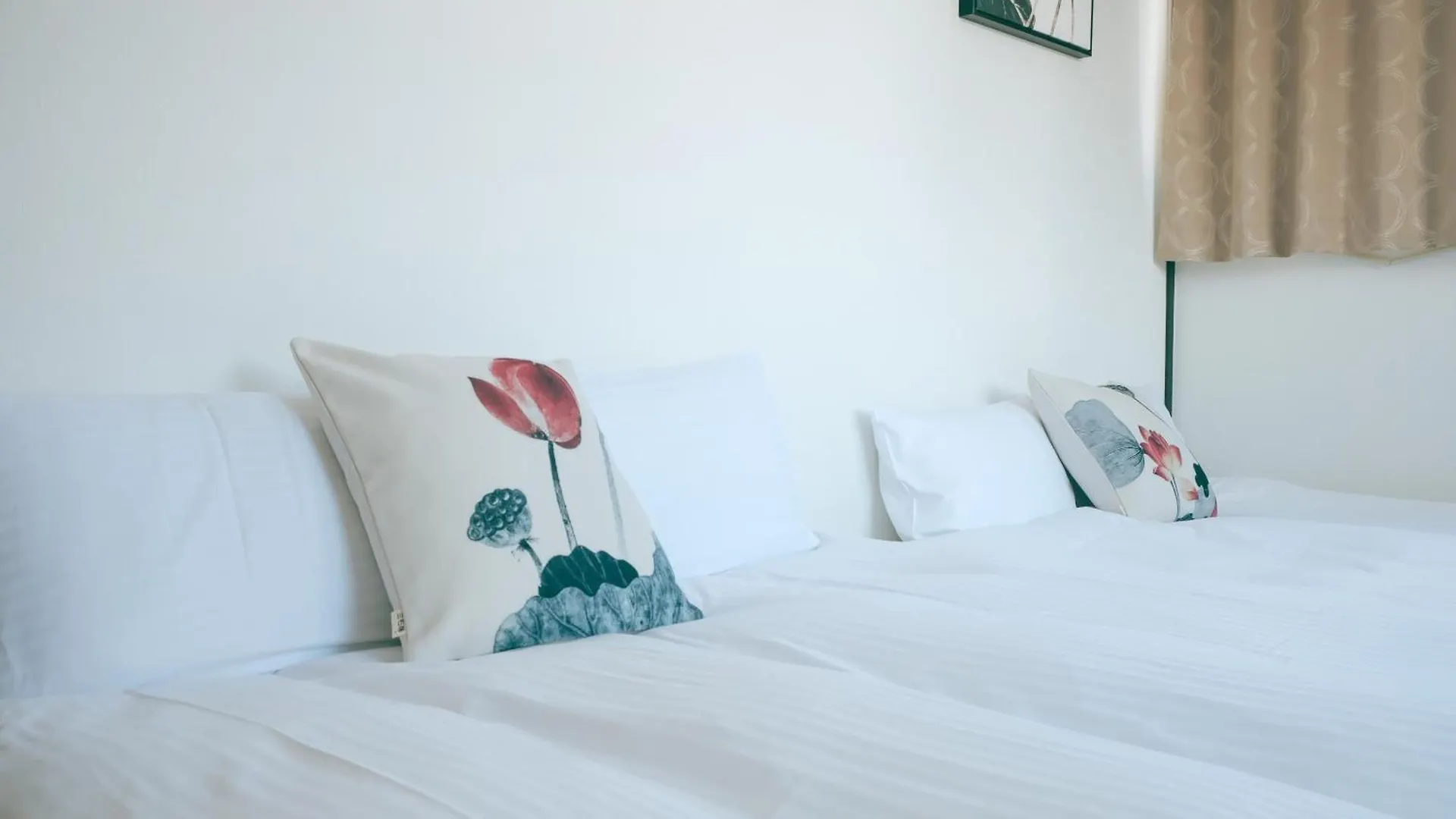 Apartment Hiyamagu Namba: Cozy 3-Room Stay Near Kuromon Market Osaka Japan